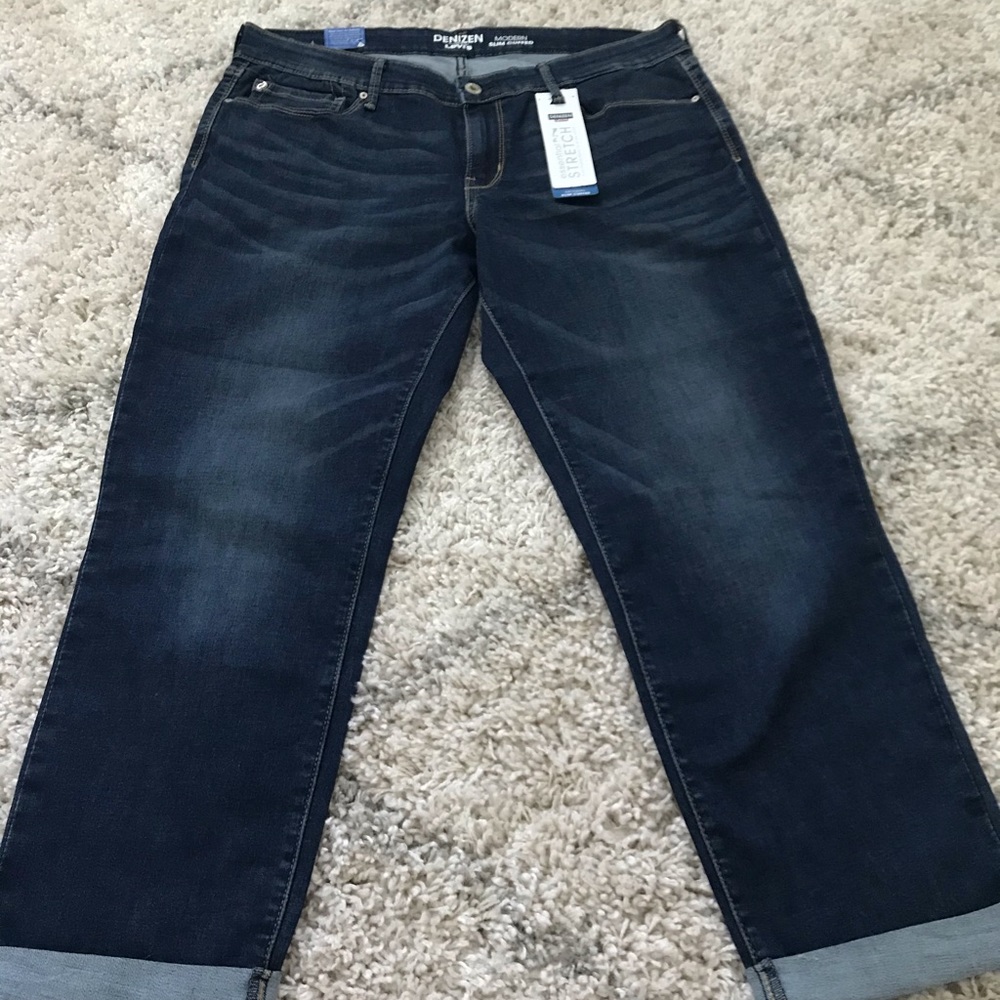 Denizen // NWT Slim Cuffed Jeans
